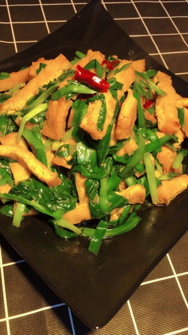 豆腐泡炒韭菜,开始做年夜饭97