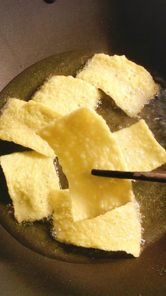 给老爸老妈炸个小零食没事吃着玩 苦荞片