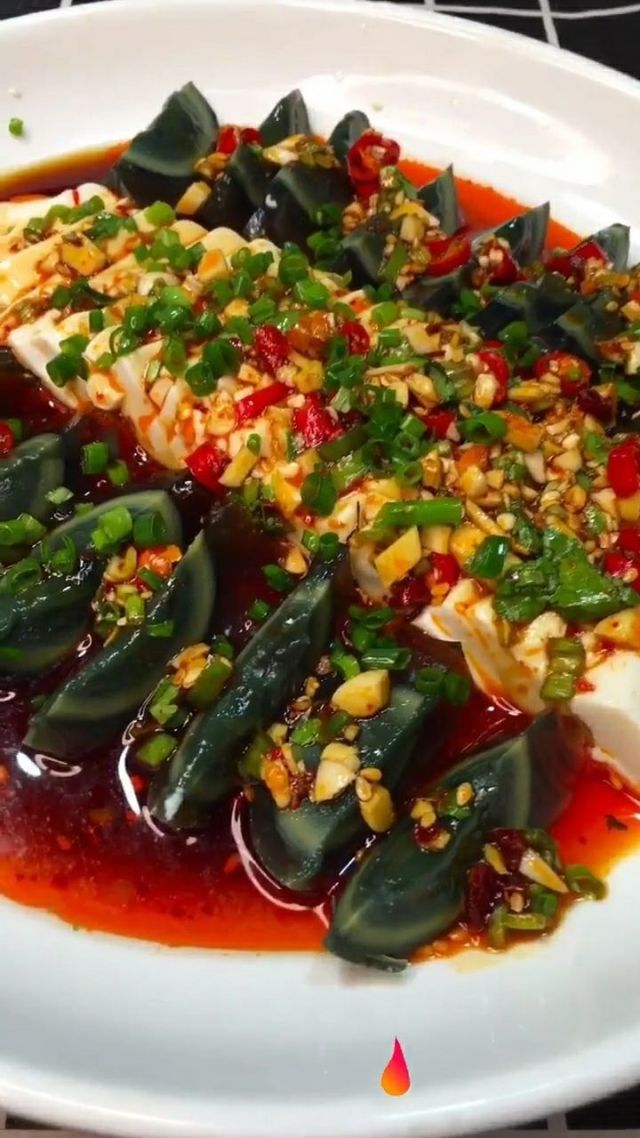 松花蛋拌豆腐教程.