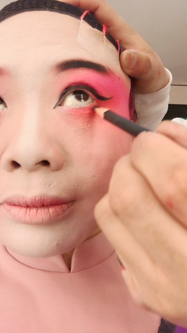 贵妃醉酒戏曲妆