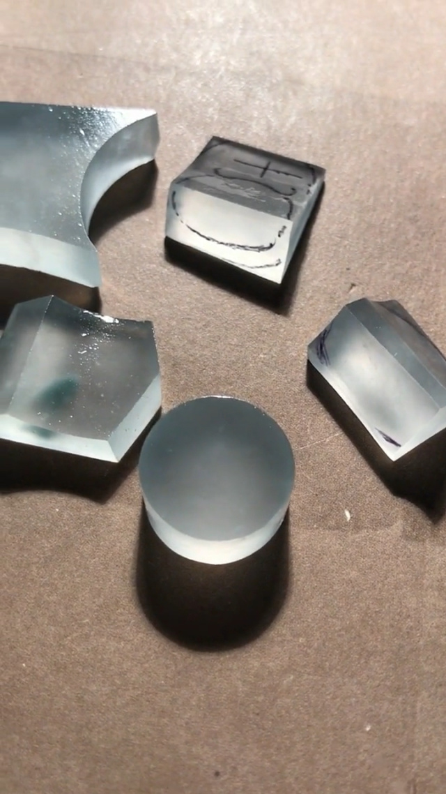 玻璃种翡翠明料小边角!小挂件出货美美哒!