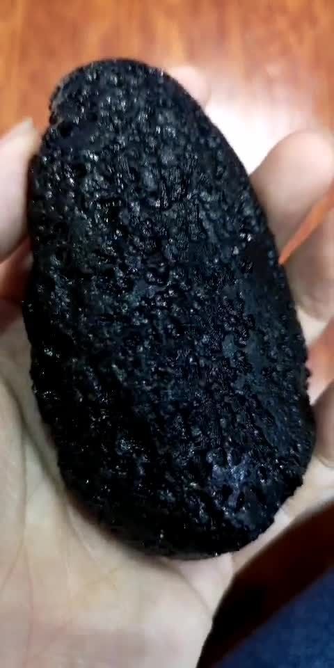 坠落于70-80万年前一场大规模陨石雨.流星石